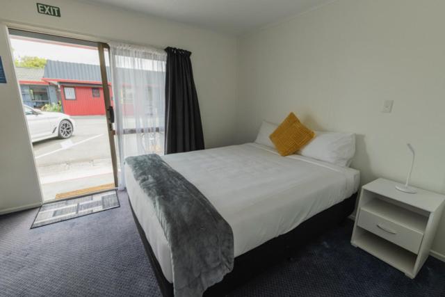 Marton Motel Nz Palmerston North Exterior photo