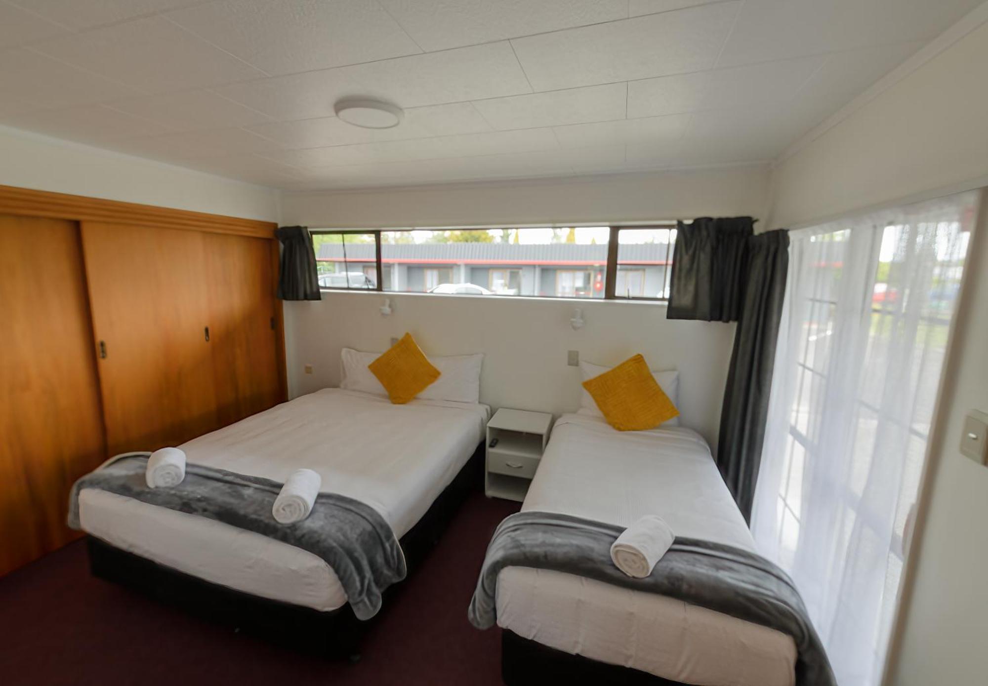 Marton Motel Nz Palmerston North Exterior photo