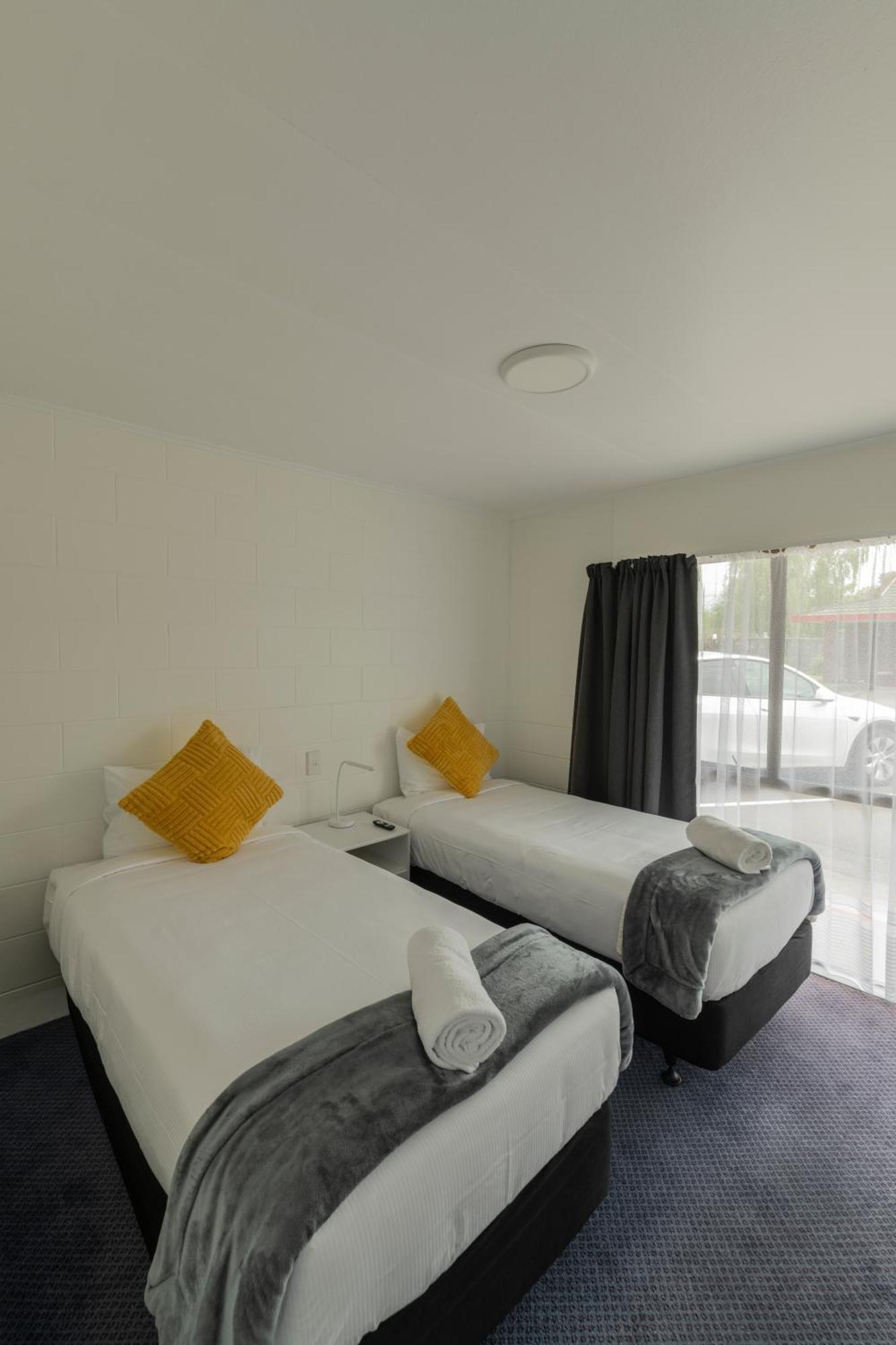 Marton Motel Nz Palmerston North Exterior photo