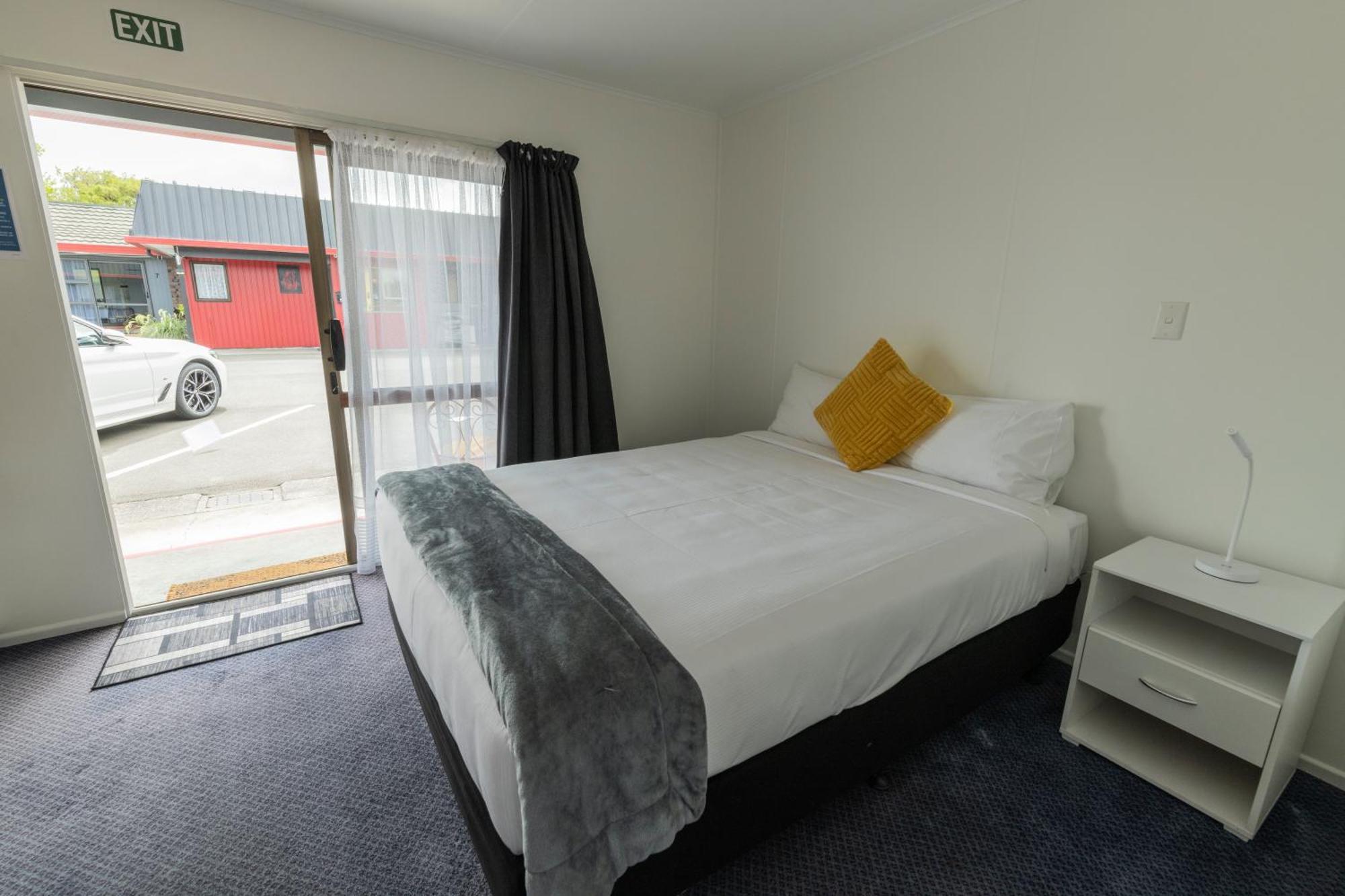 Marton Motel Nz Palmerston North Exterior photo